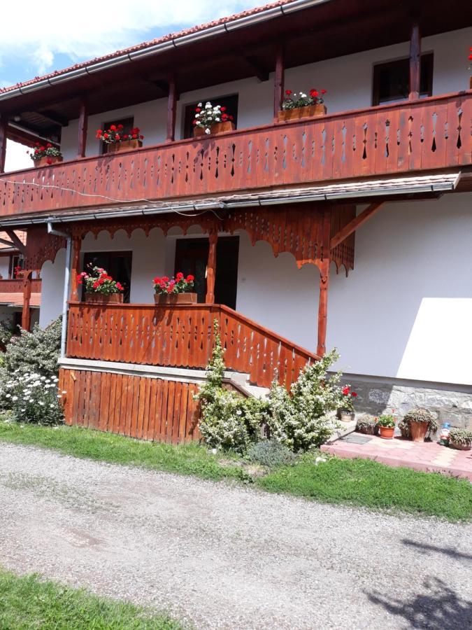 プライド Molnar Vendeghaz Bed & Breakfast エクステリア 写真